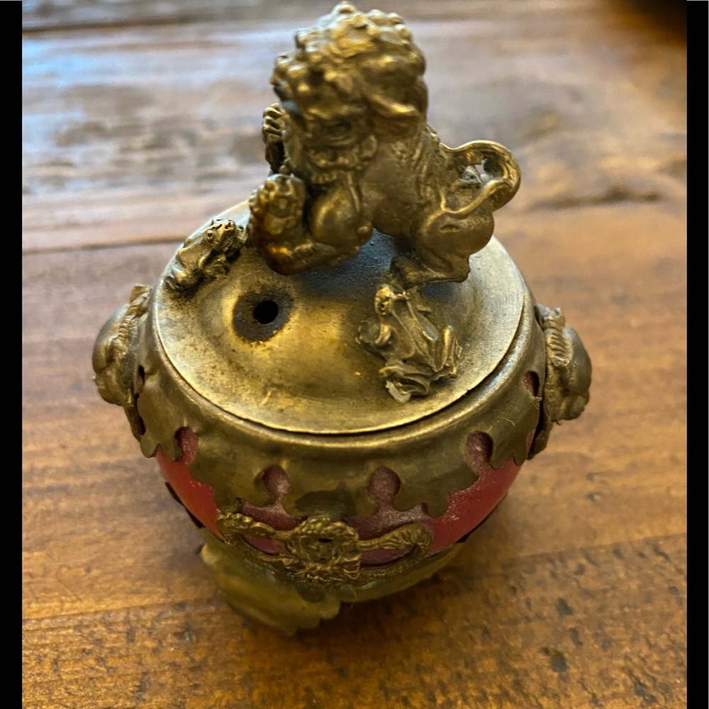 Antique incense burner Kashmir ruby dragon